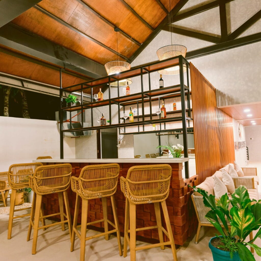 Holiday-Suites-Port-Barton-14