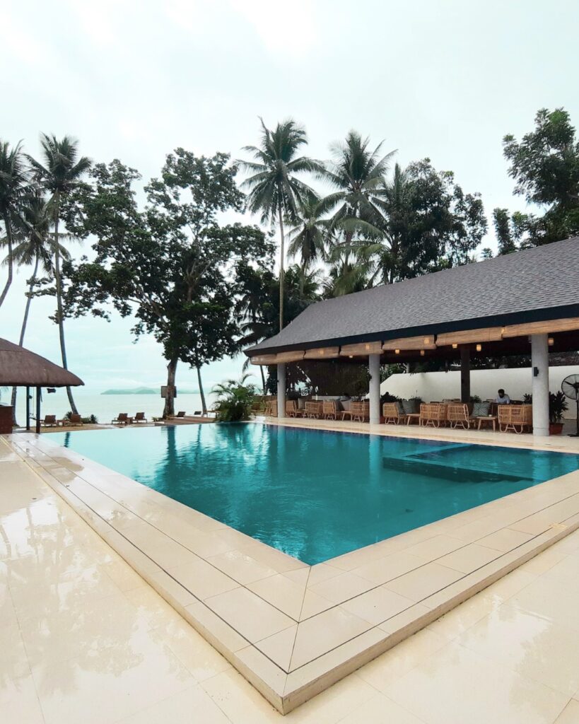 Holiday-Suites-Port-Barton-16