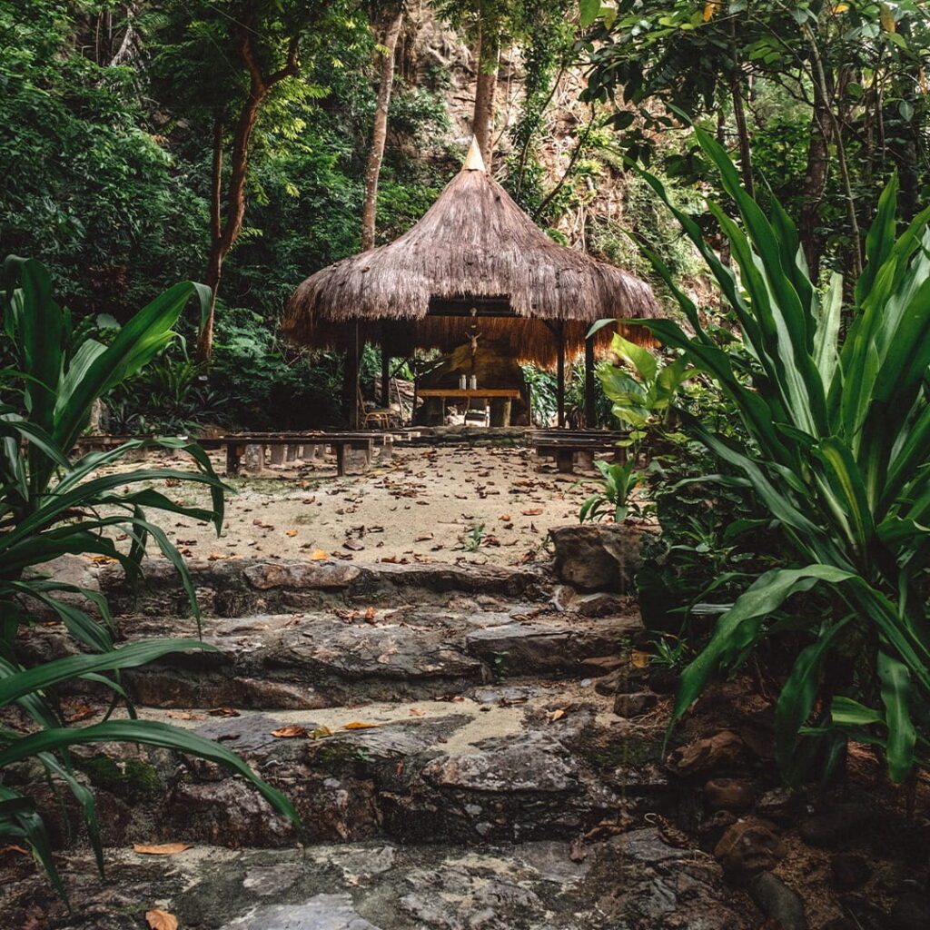 Lagen-Island-Resort-10