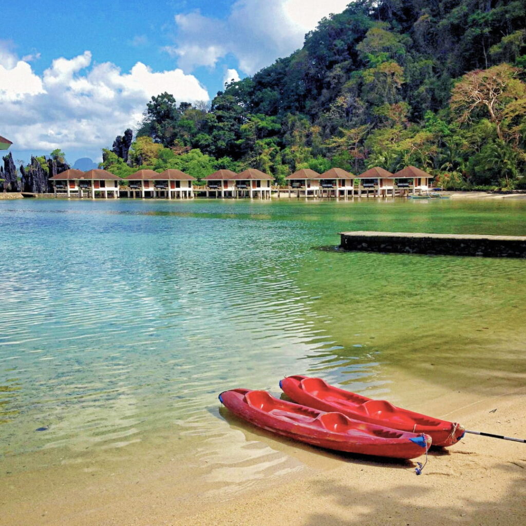 Lagen-Island-Resort-12